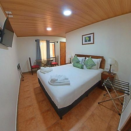 Casa Jungle Monteverde B&B エクステリア 写真