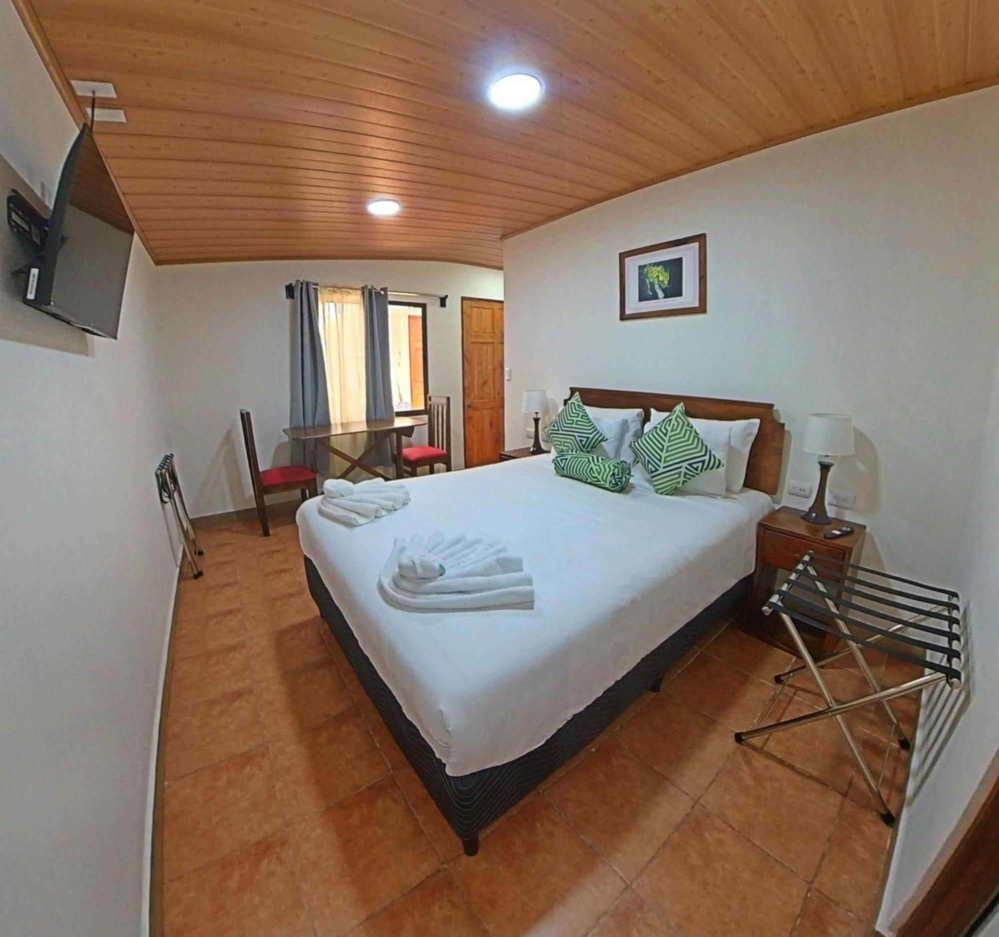 Casa Jungle Monteverde B&B エクステリア 写真