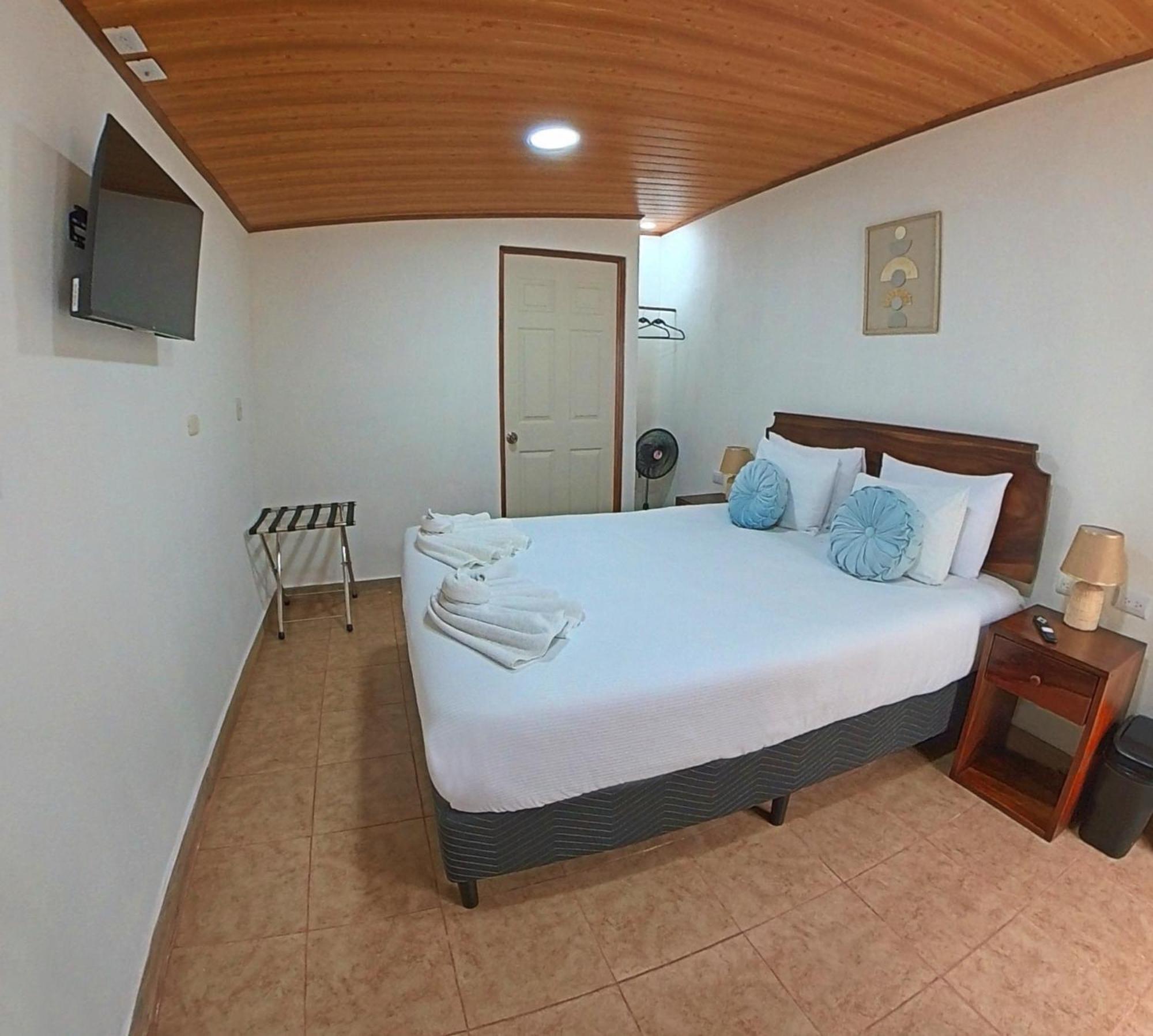 Casa Jungle Monteverde B&B エクステリア 写真